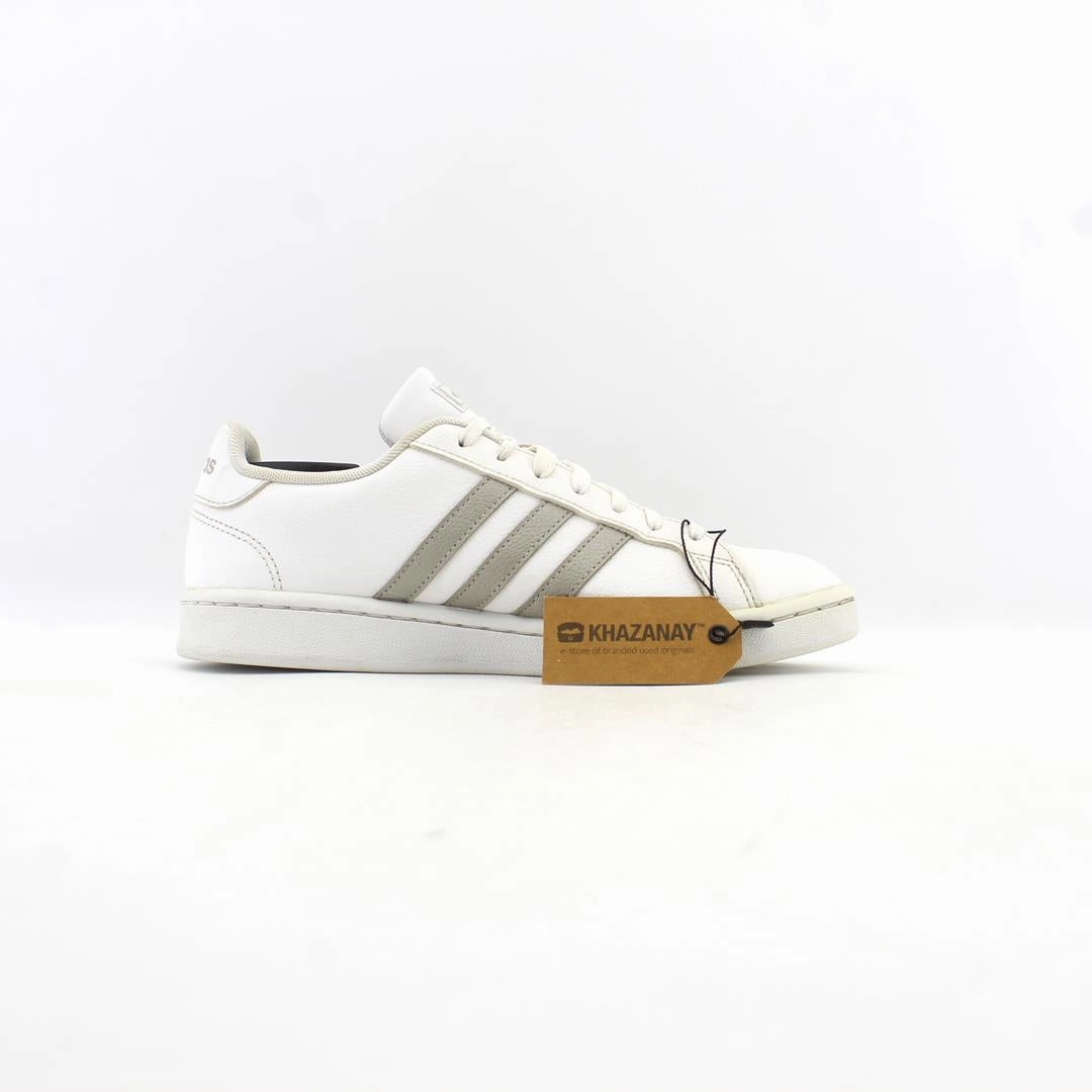 On Shoes Casual ADIDAS .