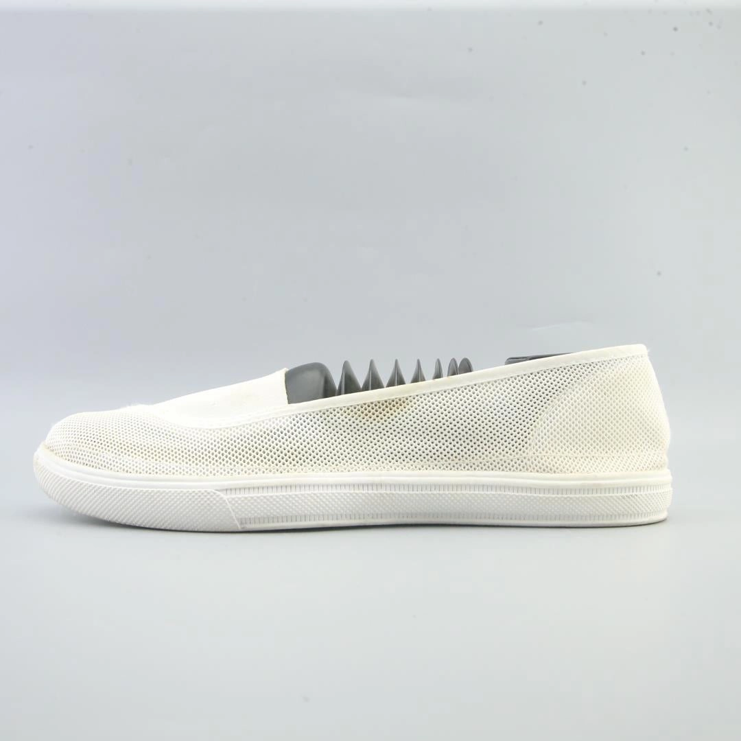 AMERICAN BRAND . Casual Canvas Shoe Crossword Clue