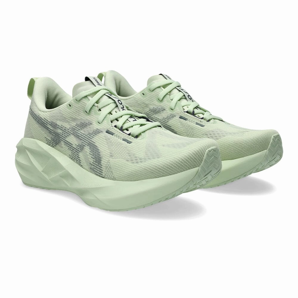Asics Women's Novablast 5
