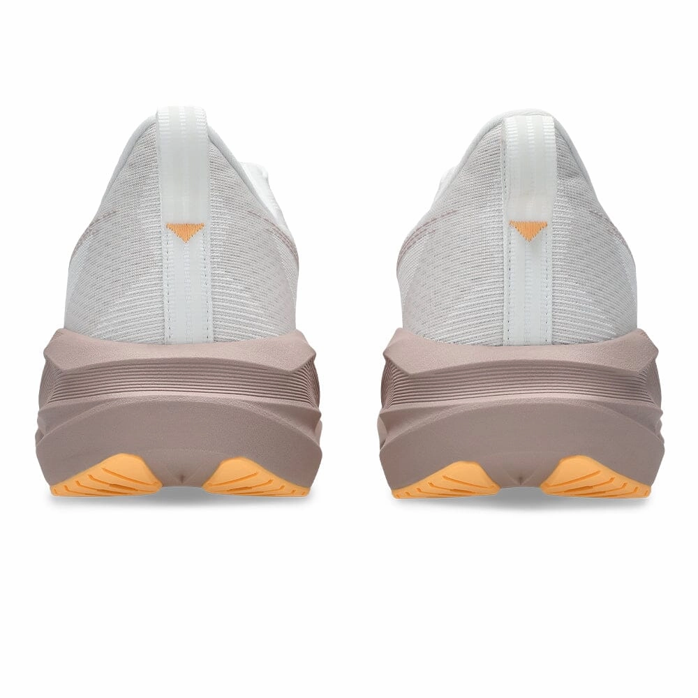 Asics Women's Novablast 5