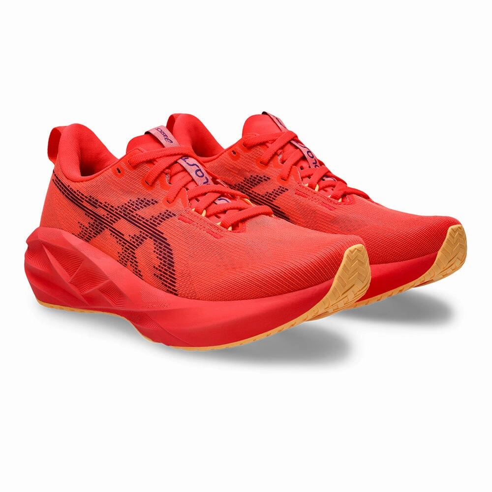 Asics Women's Novablast 5