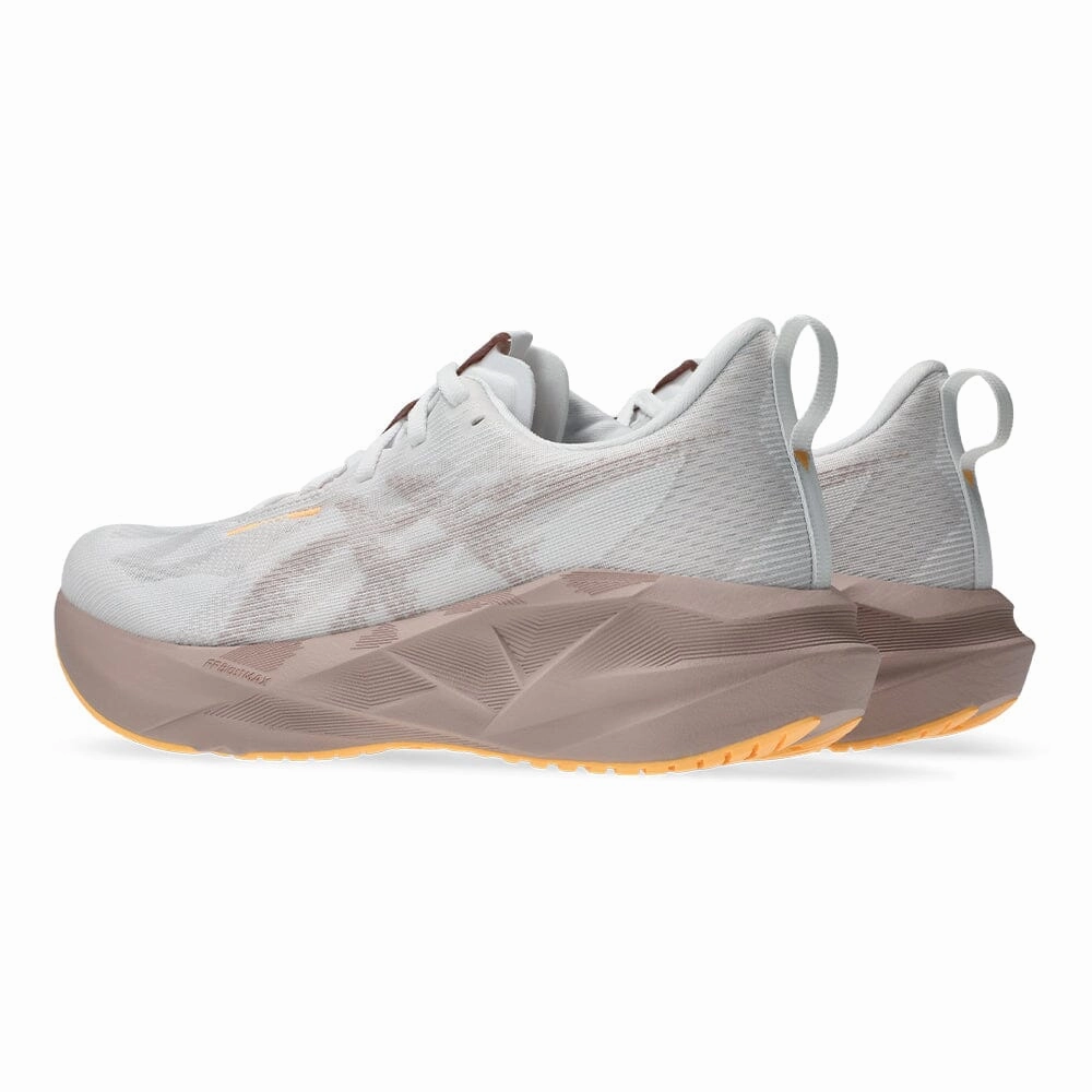 Asics Women's Novablast 5