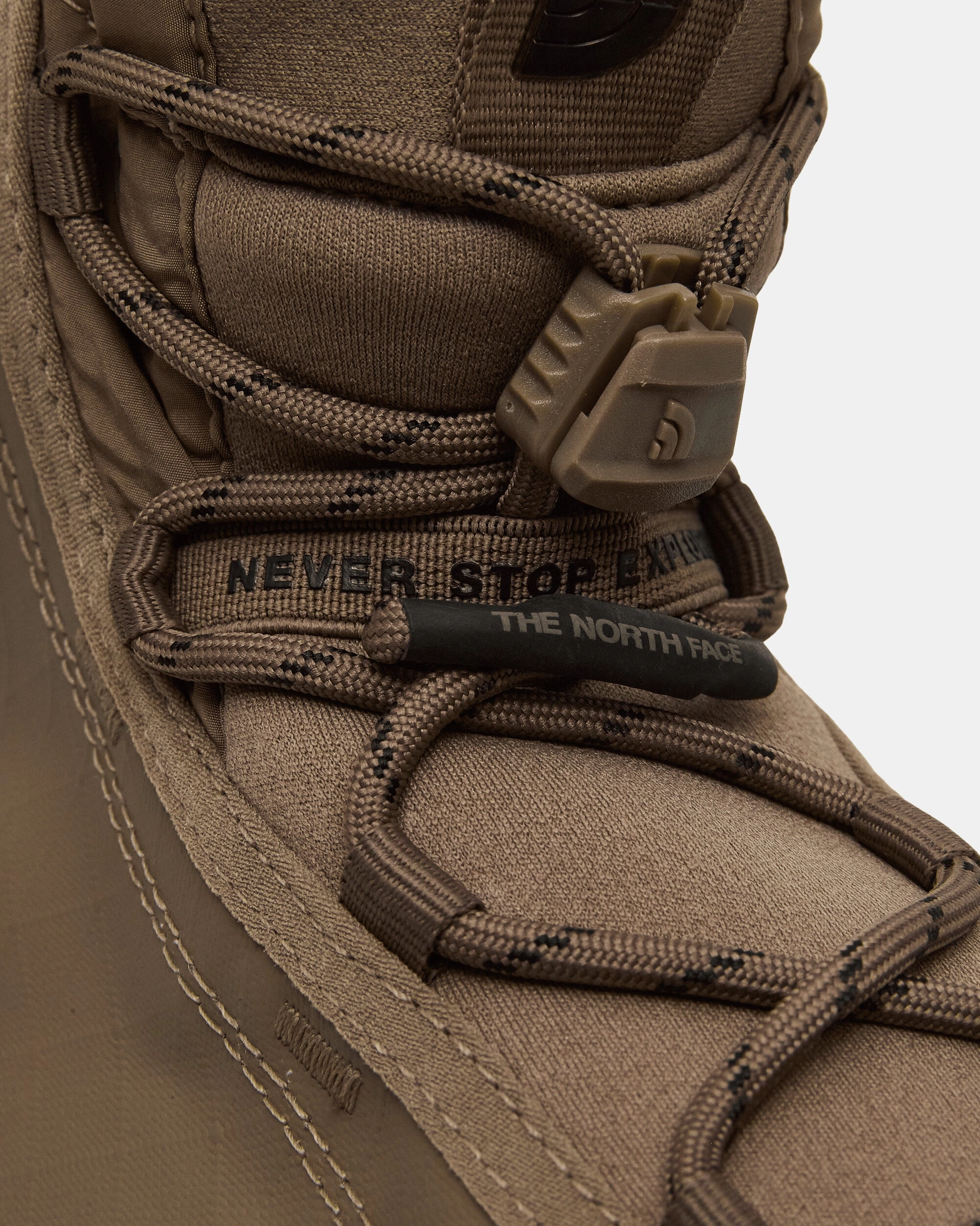 Bogs Arcata Urban Chelsea Snow Boots Base Camp 100 Waterproof Boots Mocha Brown