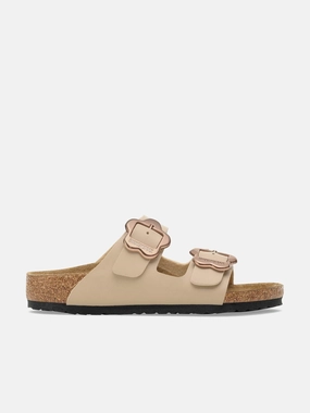 Summer Outdoor Beach Sports Closed-toe Sandals BIRKENSTOCK Girls Arizona Flower Buckle Sandals in Beige