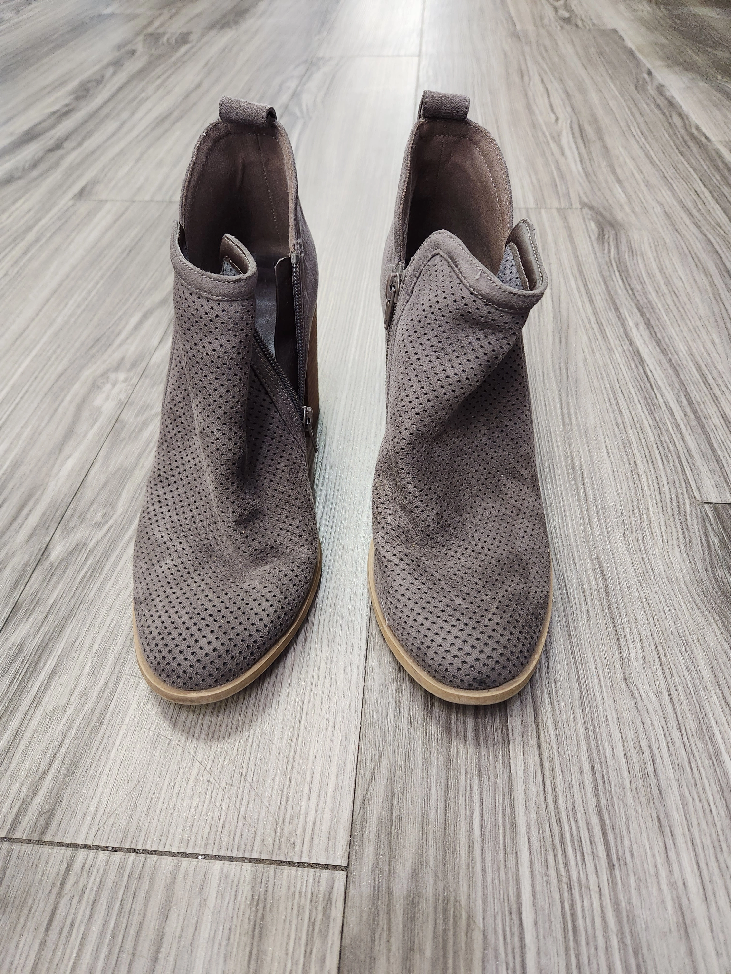 Boots Ankle Heels By Madden Girl In Brown & Tan, Size: 9.5 Classic Tall Boots Clearance