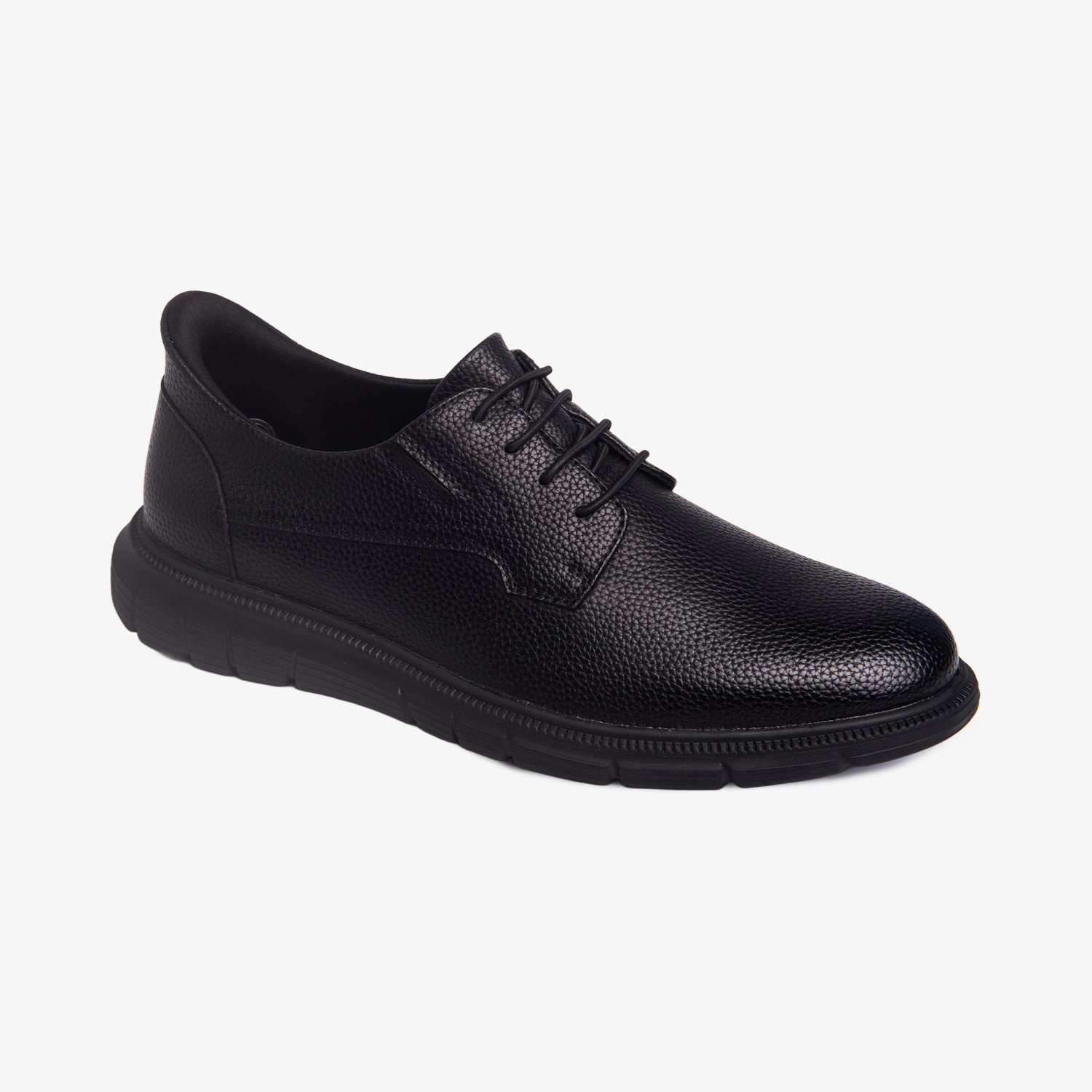Cloud St, Men Dexter Wingtip Oxfords
