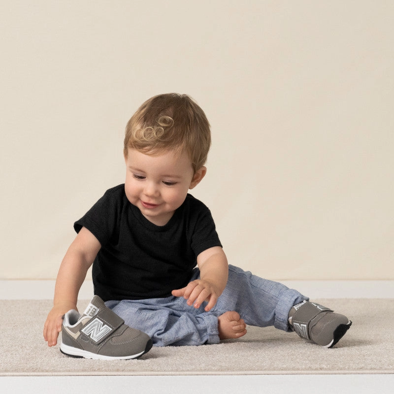 Toddler 574 NEW-B Hook & Loop