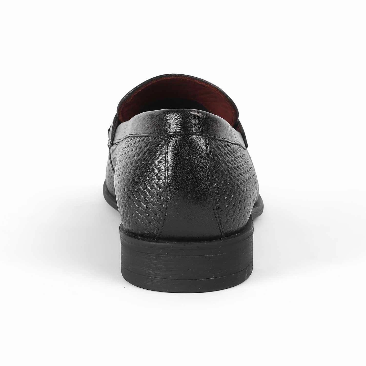 Tresmode Fetch Black Men's Textured Leather Loafers Buy Loafers Online