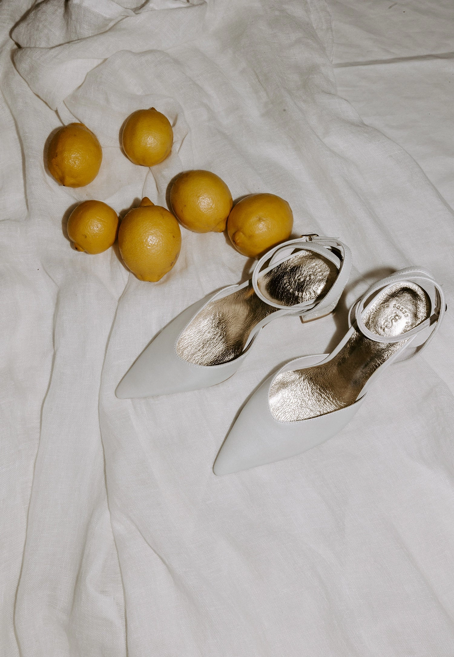 ODYSSEY CLASSIC - LEATHER CLOSED TOE BRIDAL HEELS Bowling Shoe High Heels