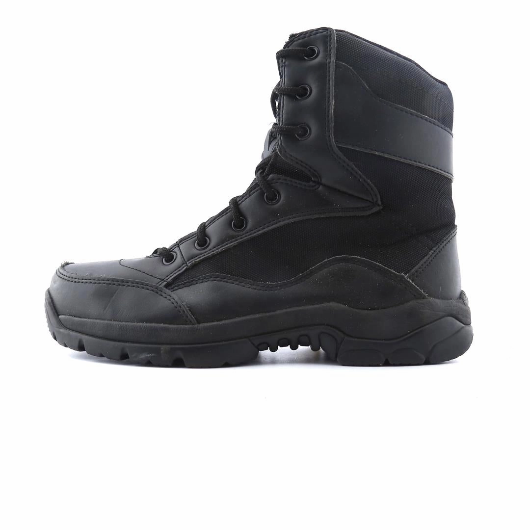 INTERCEPTOR . Lightweight Hiking Shoes