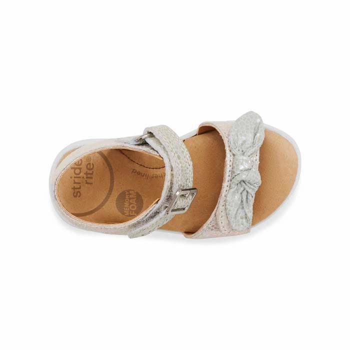 Sandals Naot Little Girl Stride Rite Whitney in Soft Silver