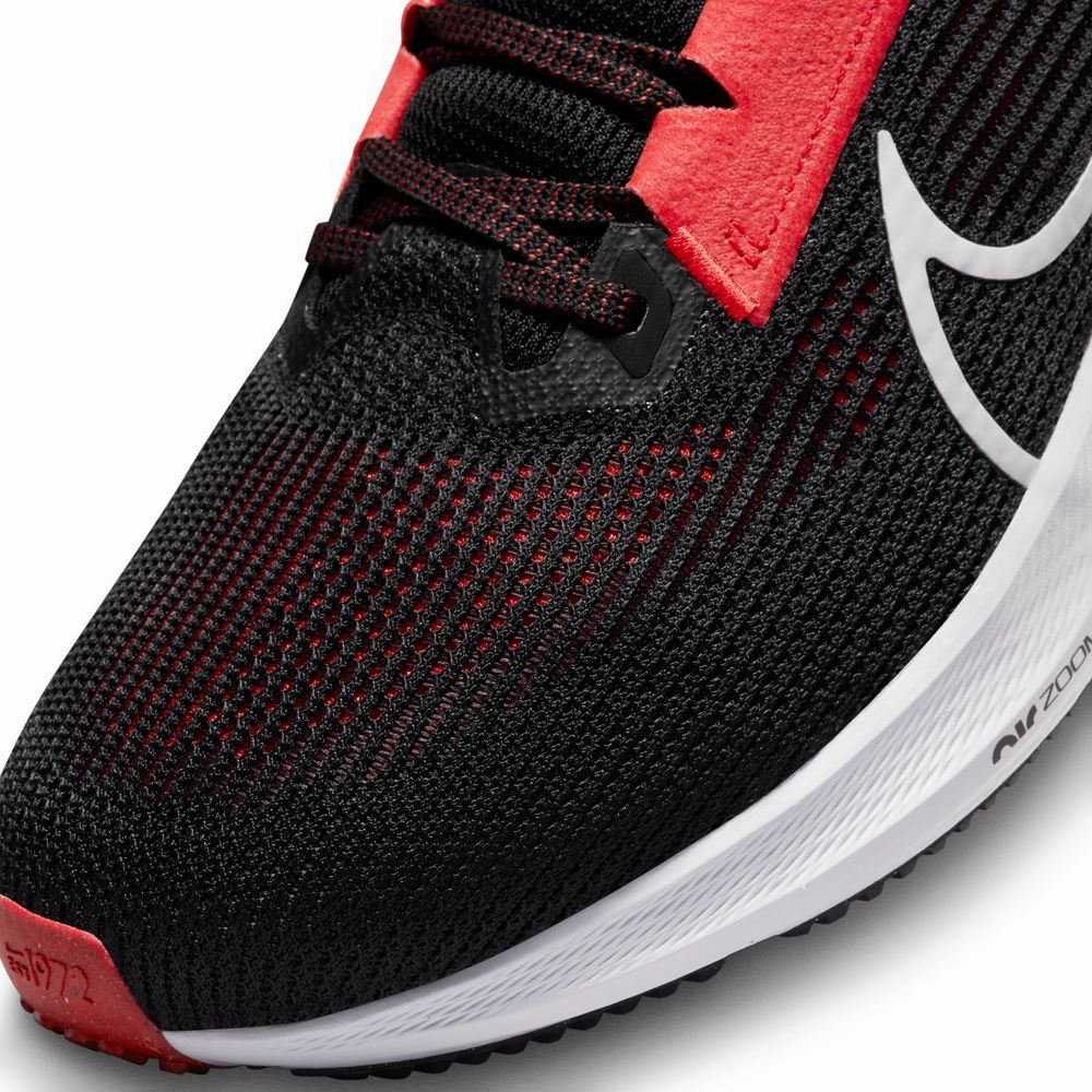 Mens Nike Air Zoom Pegasus 40 (D-Width) Nike Air Max Athletic Shoes