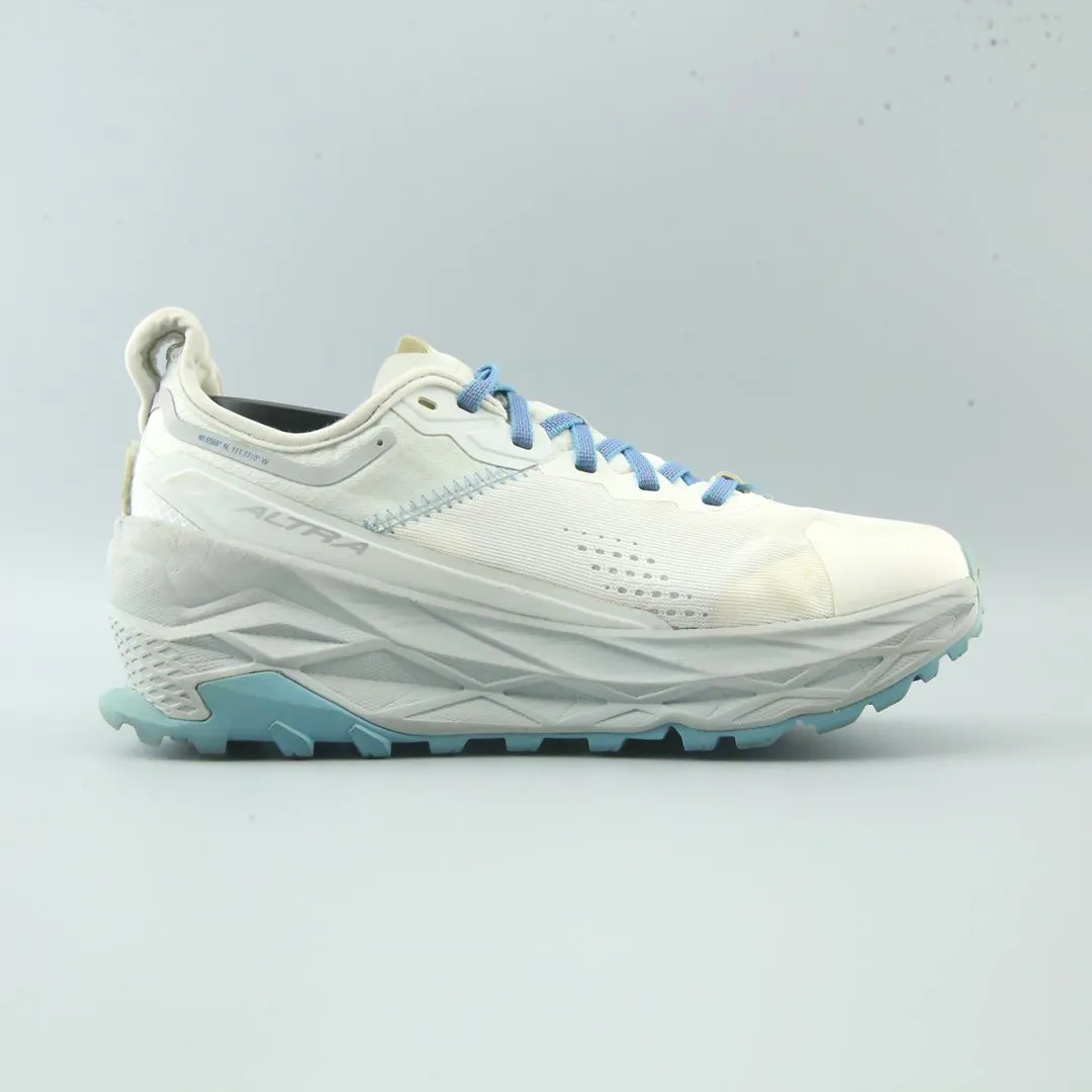 ALTRA OLYMPUS 5 Trail Runner Or Hiking Shoes