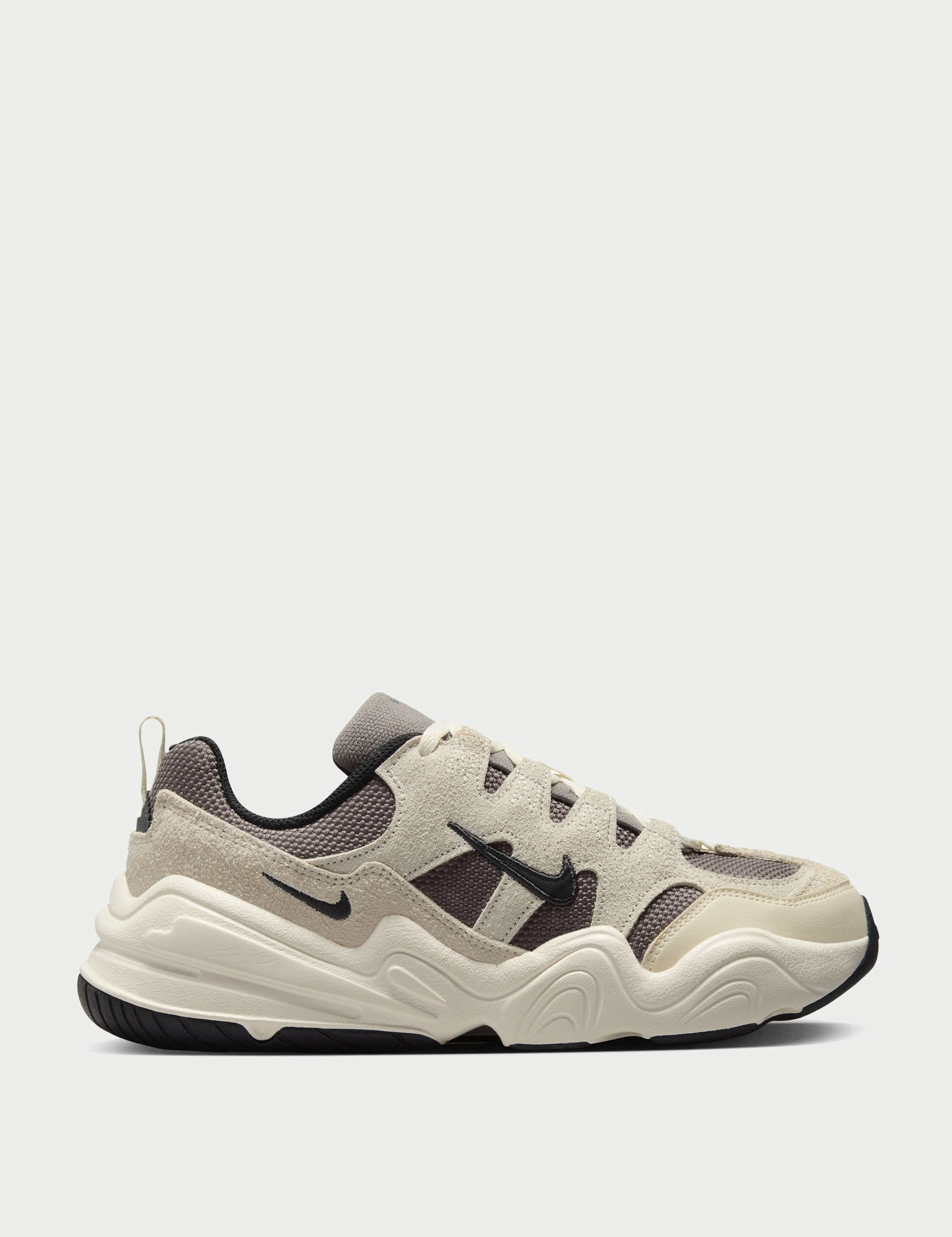 Tech Hera Shoes - Soft Pearl/Black/Cave Stone/Off Noir Paige Bueckers Nike Shoe