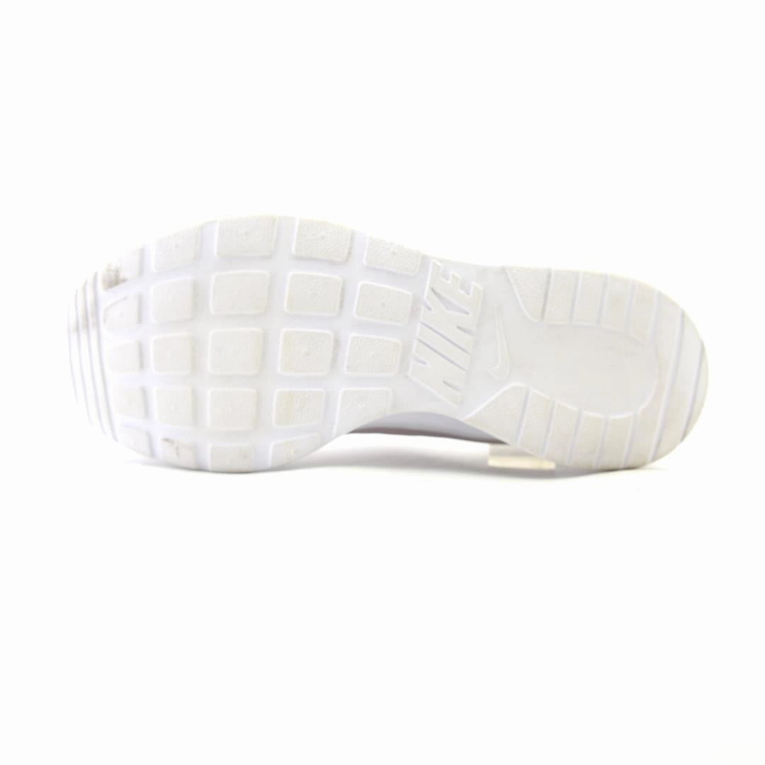 NIKE TANJUN Nike Track And Field Shoes