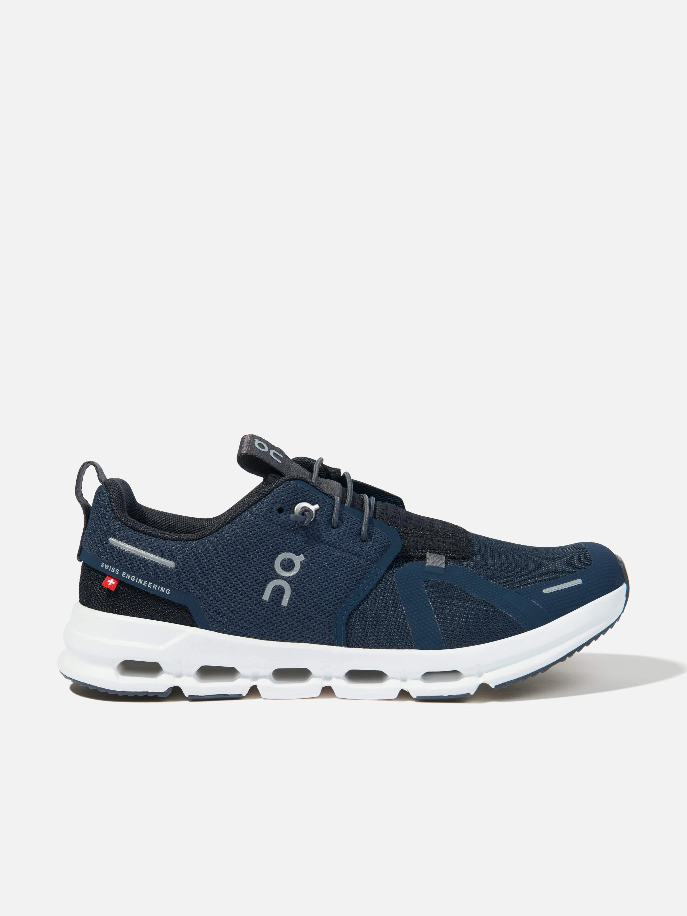 On Running Kids Cloud Sky Trainers in Navy Best Basketball Shoes Under 60 Dollars