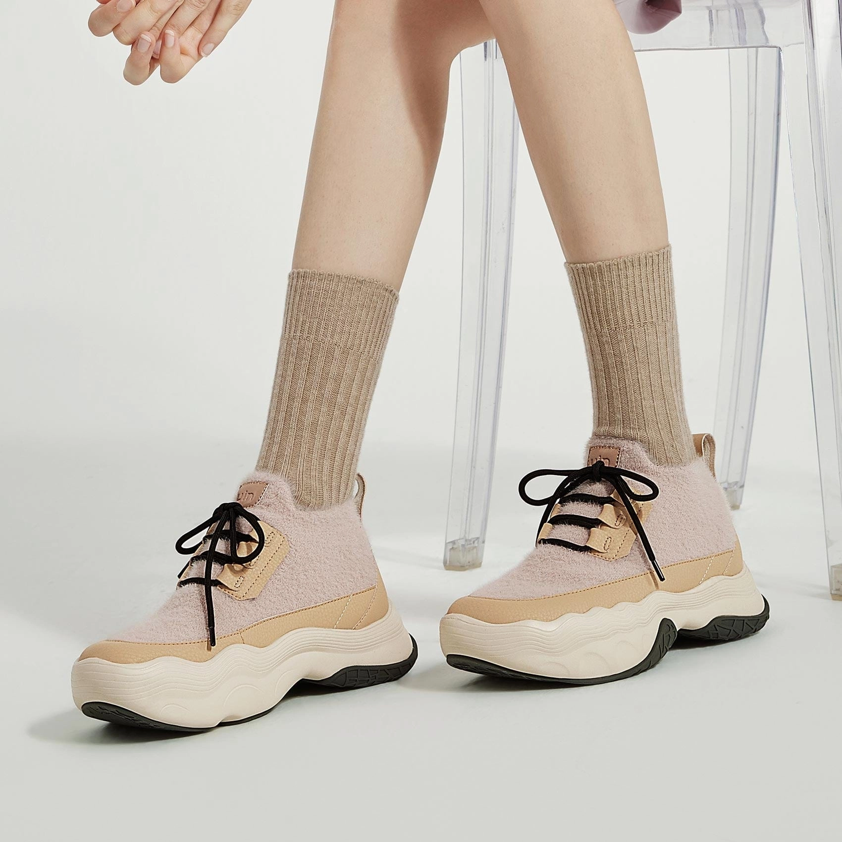 Peach Whip Catalonia V Women Shoe Fit For Crack Climbing