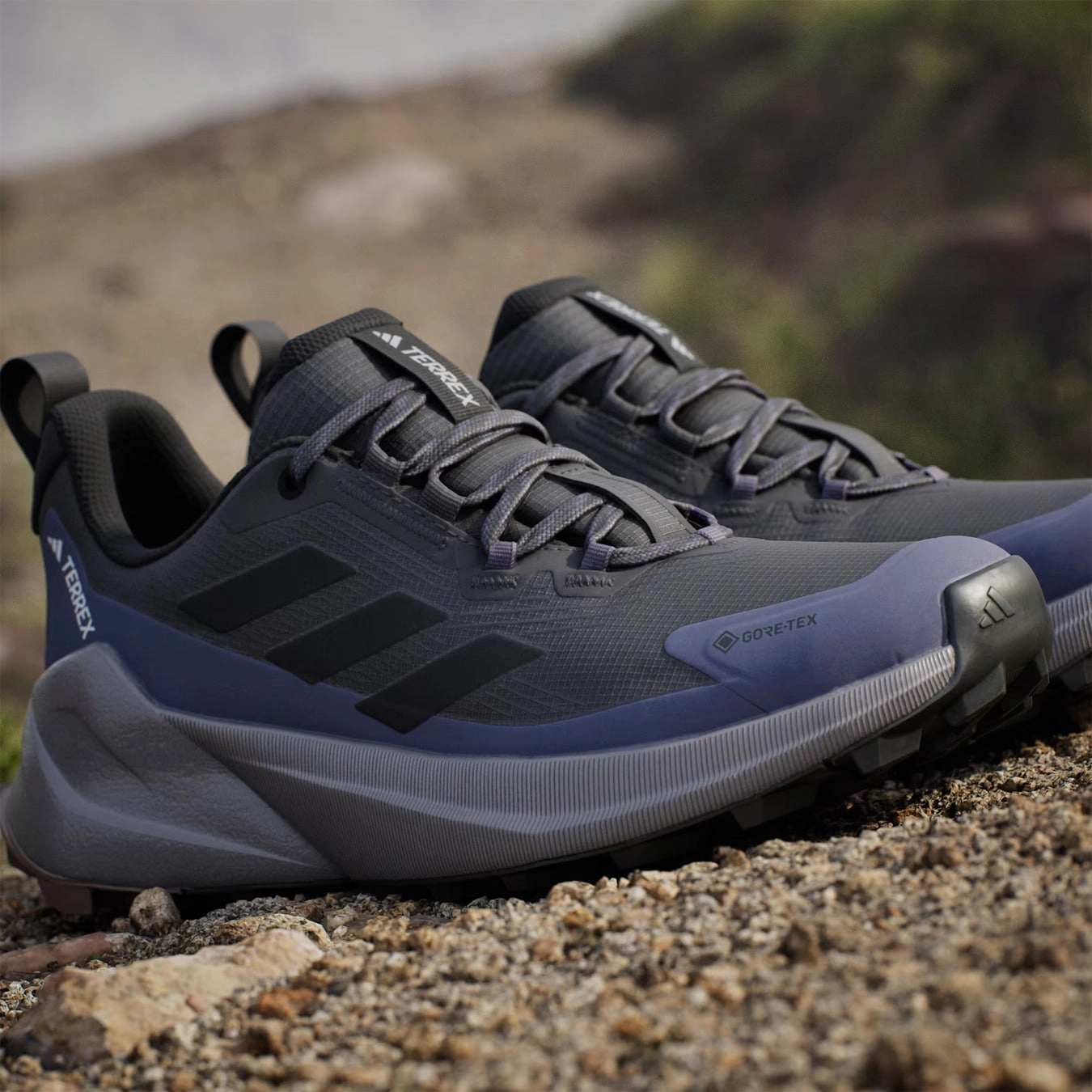 Shoes For Mountain Climbing Adidas Terrex Womens Trailmaker 2.0 GORE-TEX Hiking Shoes Carbon / Core Black / Preloved Violet