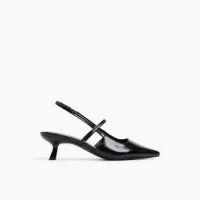 She Wears High Heels And I Wear Sneakers Poppiee