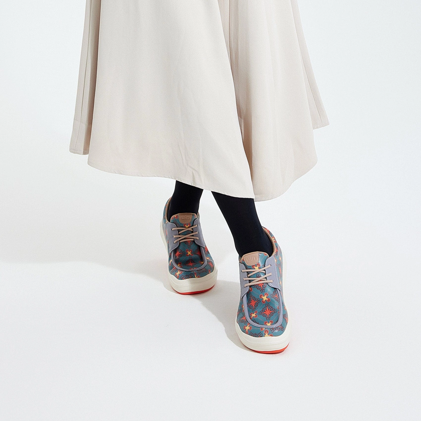 Porcelain Charm Andalusia VIII Women Downturn Climbing Shoes