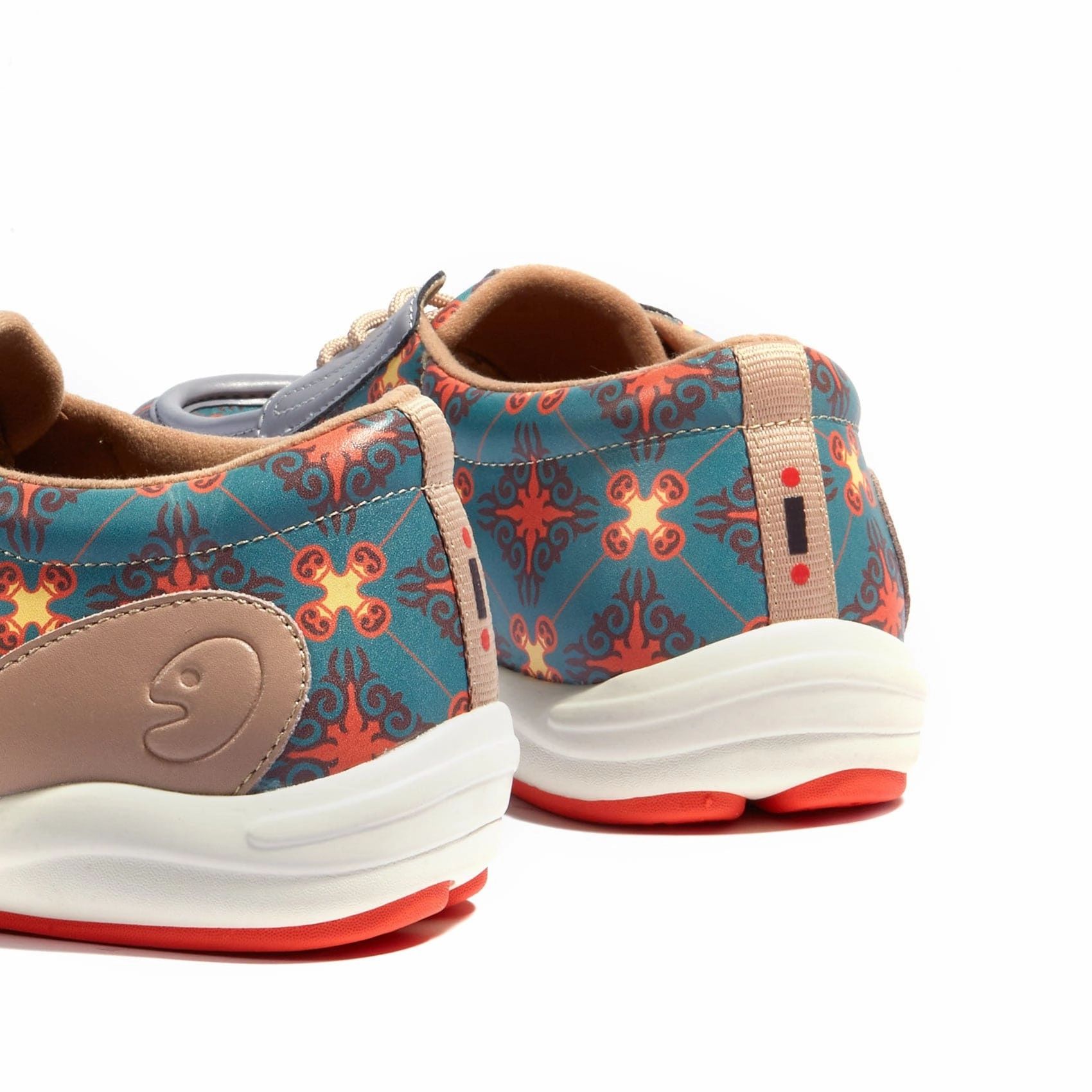 Porcelain Charm Andalusia VIII Women Hole In Climbing Shoe