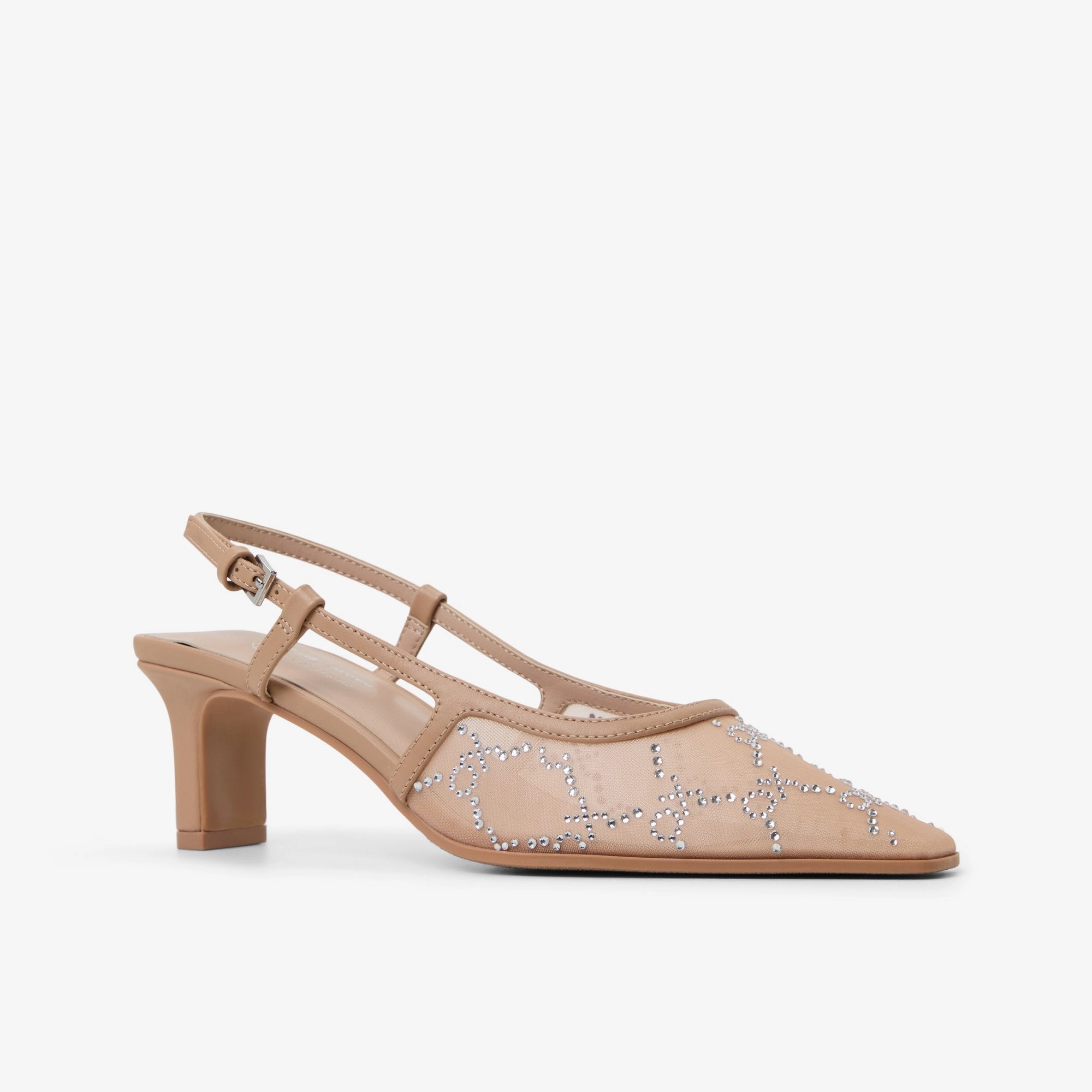 High Heels Hurt Amoura