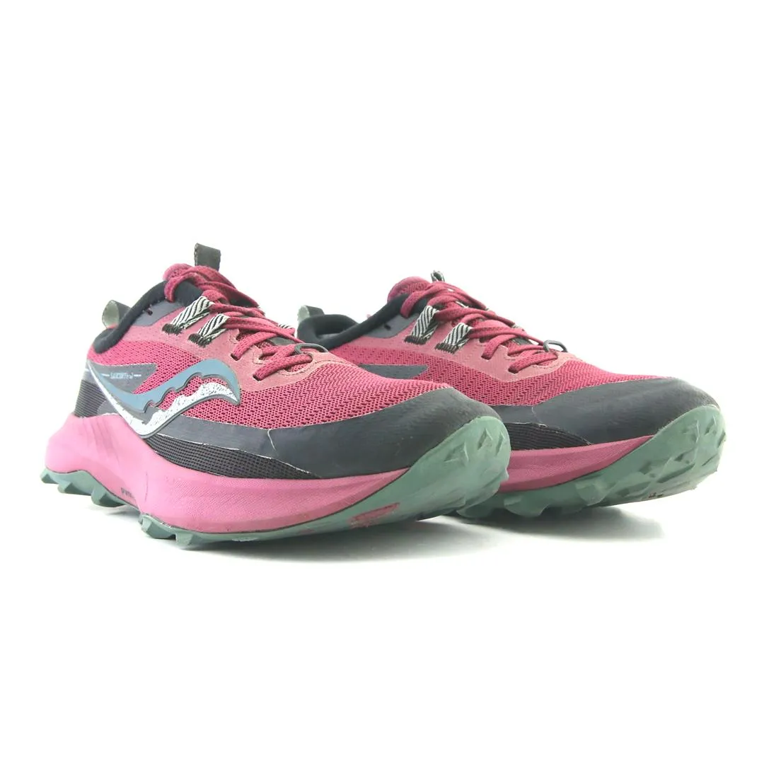 Best Hiking Shoes For Knee Pain SAUCONY PEREGRINE 13