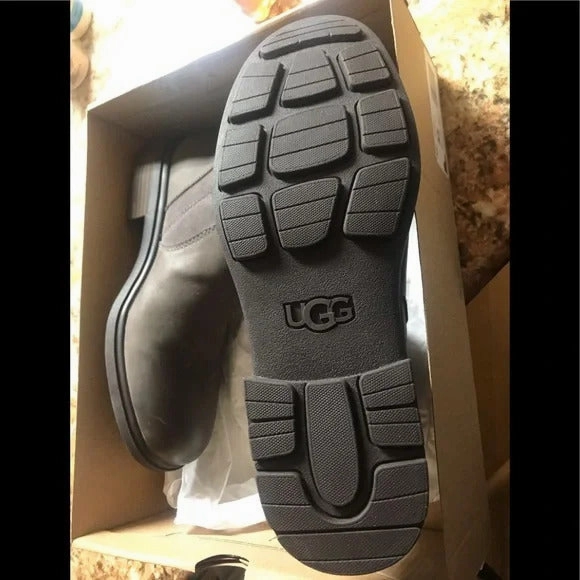 Waterproof Winter Golf Shoes UGG WOMEN'S HARRISON ZIP BOOT