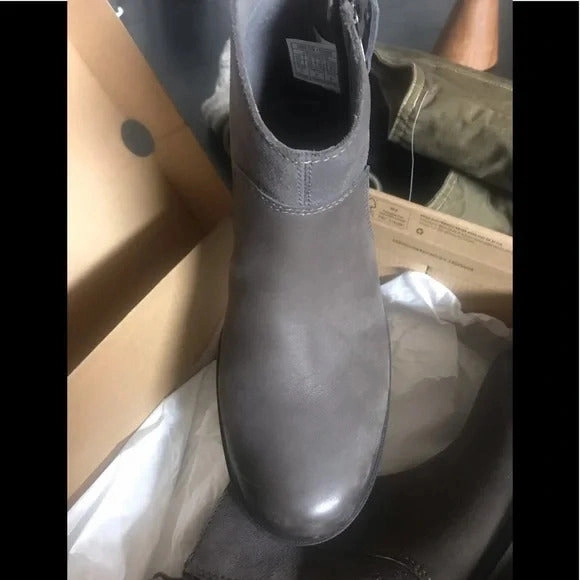 Waterproof Cycling Shoe Covers UGG WOMEN'S HARRISON ZIP BOOT