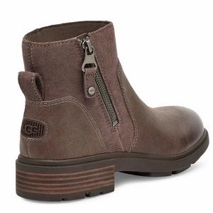 Waterproof Shoes Wide Fit UGG WOMEN'S HARRISON ZIP BOOT