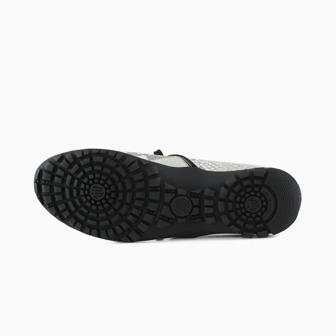 Wanted Shoes Oxfords Albany Golf, Women