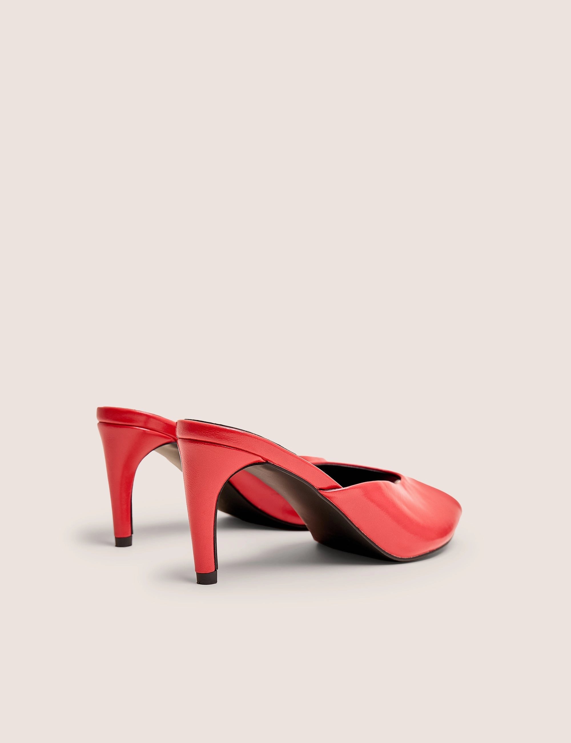 Stessy Red Peep Toe Curved Mid Heels Duck High Heels