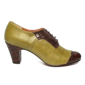 Gramercy Oxfords With Skirts