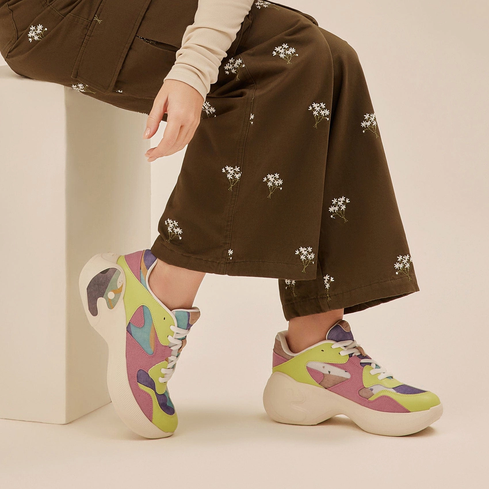 Cheap Rock Climbing Shoes Online Sweet Cool Girl Zaragoza I Women