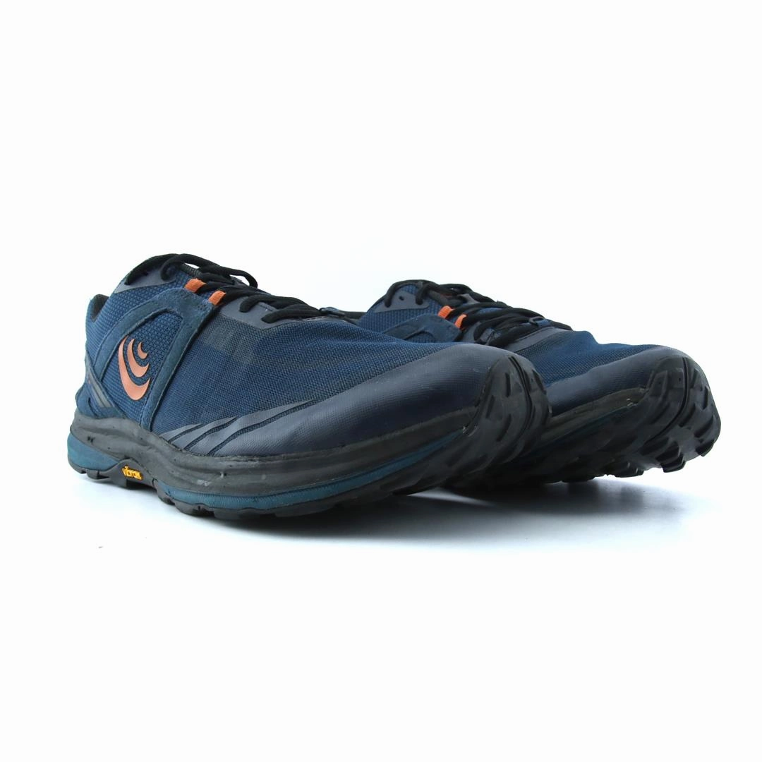 TOPO ATHLETIC TERRAVENTURE 3 Climbing Shoes Size 9