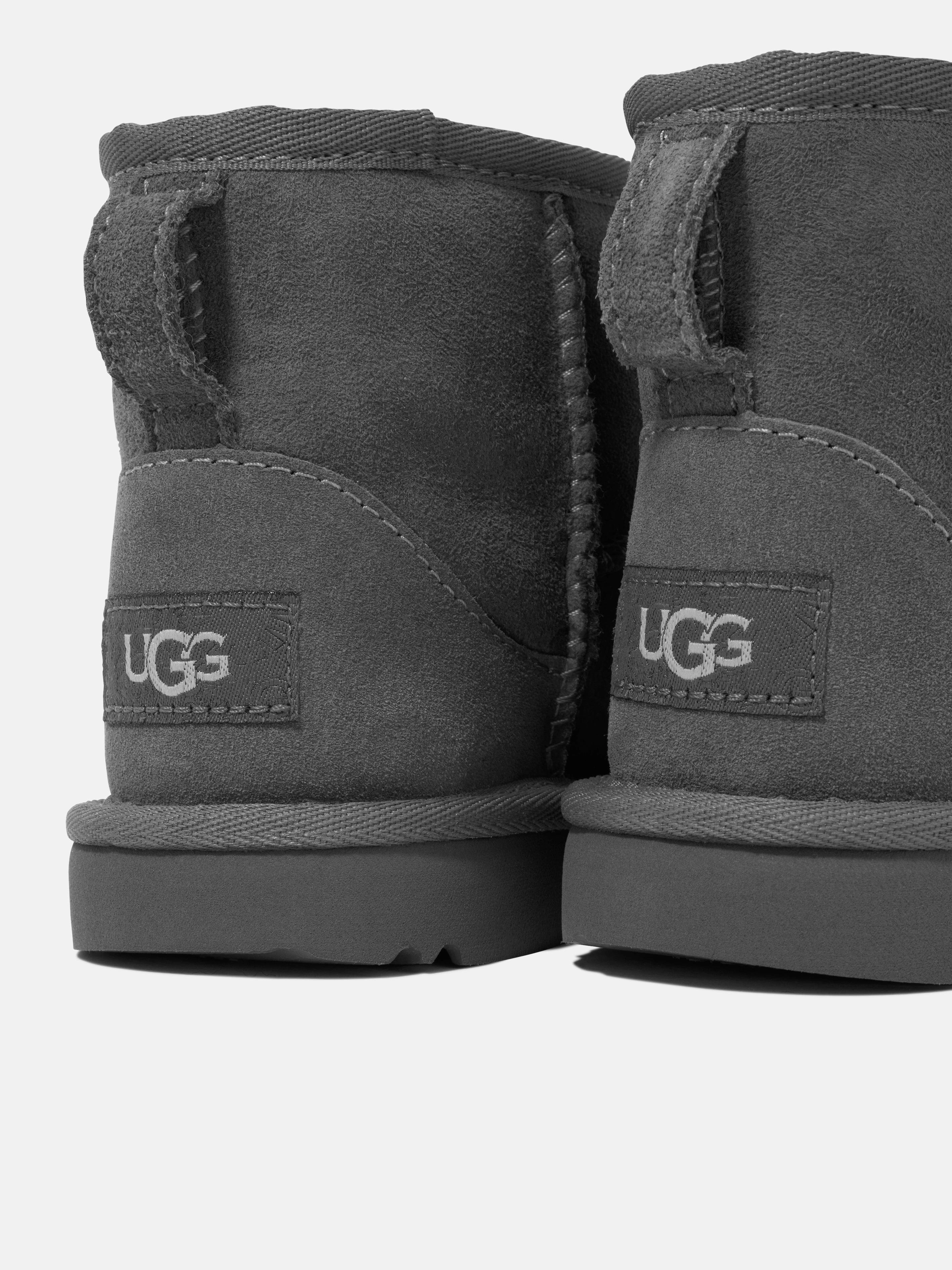 Boots With Fringe UGG Kids Classic Mini II Boots in Grey