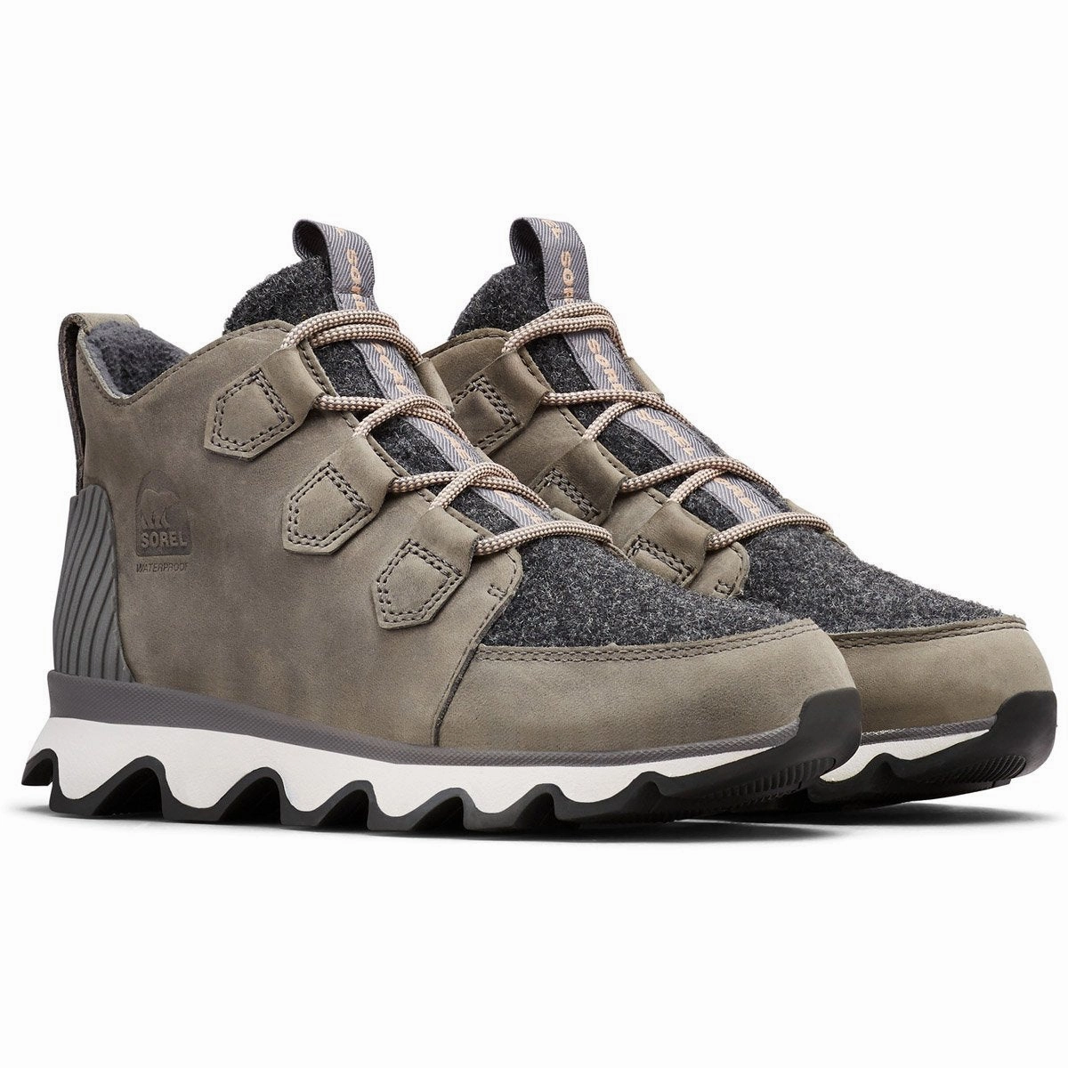 Women's Kinetic Caribou Boot Newton Ridge Lightweight Waterproof Shoe