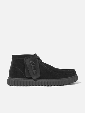 Boots With Flag Clarks Kids Suede Tor Hill Boots in Black